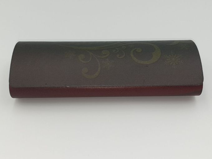 Футляр для окулярів