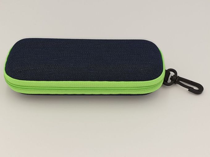 Футляр для окулярів