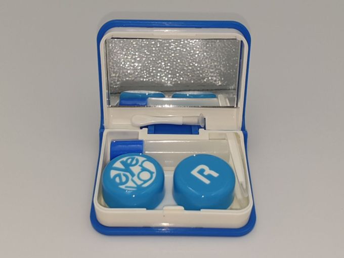 Дорожній набір для контактних лінз