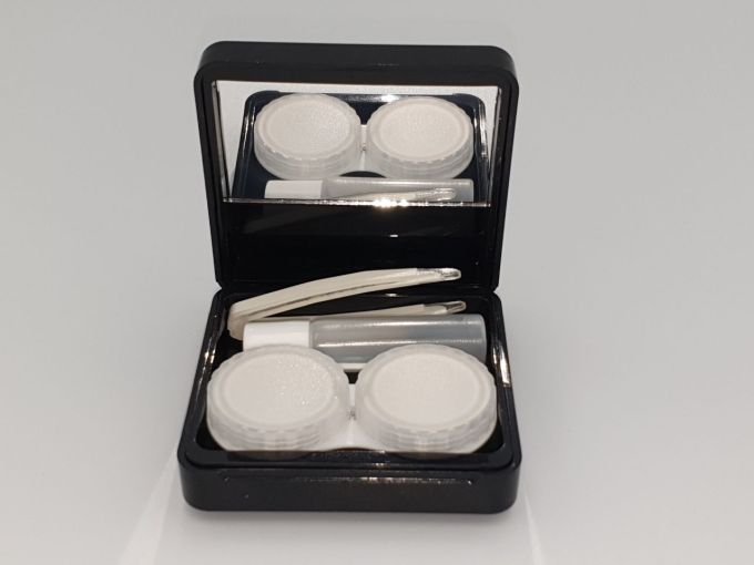 Дорожній набір для контактних лінз